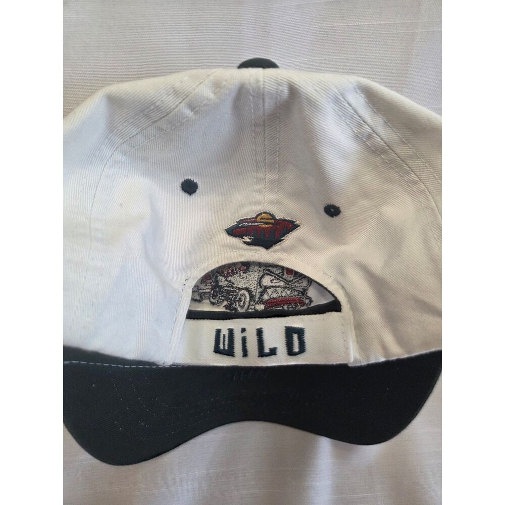 1 of 1 Minnesota Wild Zephyr Sample Hat Unique Zamboni Logo Vintage Y2K - Picture 3 of 7